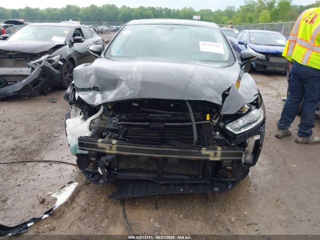 3FA6P0HD6GR310456 Ford FUSION SE