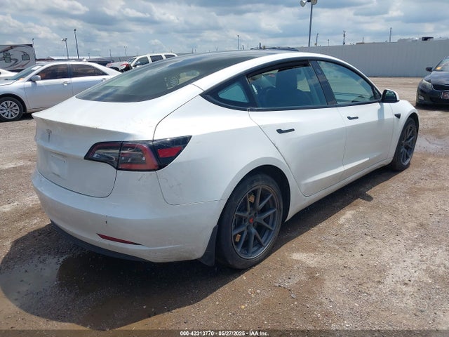 2023 TESLA MODEL 3 5YJ3E1EA5PF407054 Photo 3