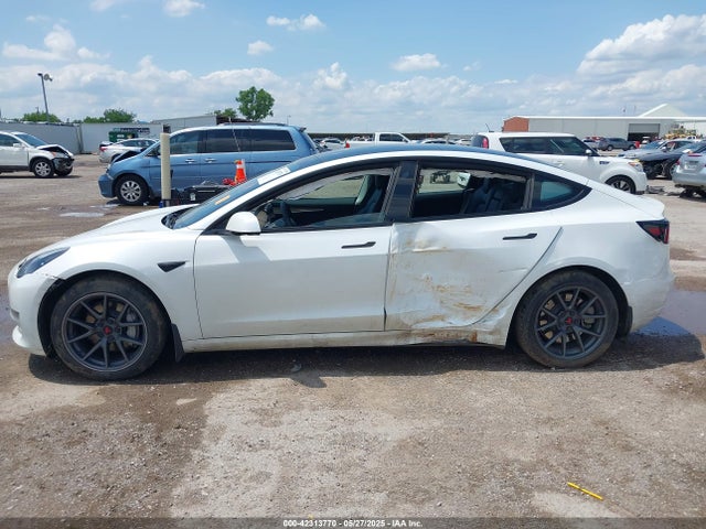 2023 TESLA MODEL 3 5YJ3E1EA5PF407054 Photo 5