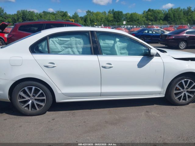 3VWDB7AJ4HM290809 Volkswagen Jetta 1.4t Se