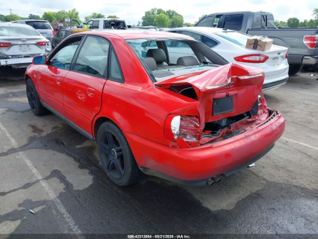 1999 AUDI A4 WAUCB28D0XA330426 Photo 2