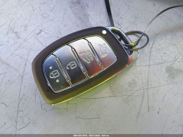 KMHC65LD8LU198343 Hyundai Ioniq Plug-in Hybrid Se