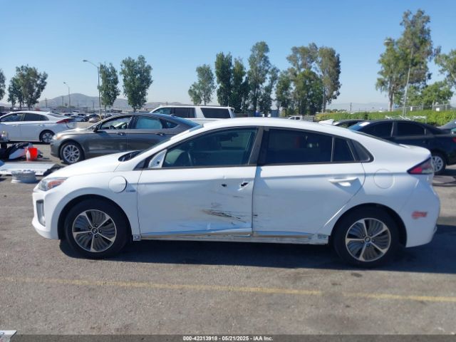 KMHC65LD8LU198343 Hyundai Ioniq Plug-in Hybrid Se