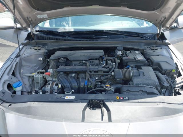 KMHLM4DGXRU640153 Hyundai ELANTRA SEL