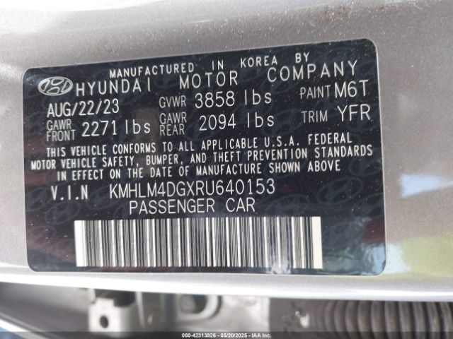 KMHLM4DGXRU640153 Hyundai ELANTRA SEL