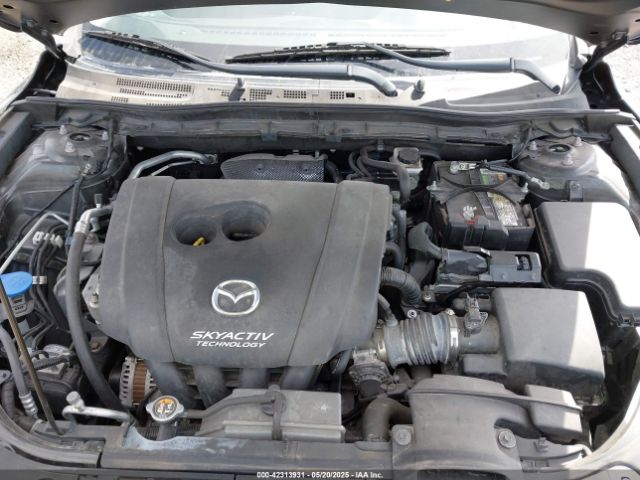 3MZBN1V36JM212075 Mazda Mazda3 Touring