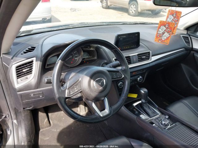 3MZBN1V36JM212075 Mazda Mazda3 Touring