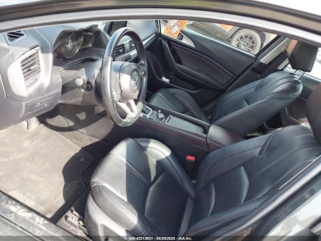 3MZBN1V36JM212075 Mazda Mazda3 Touring