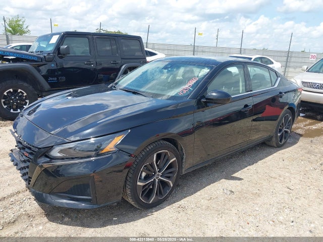1N4BL4CV5PN349463 Nissan Altima Sr Fwd