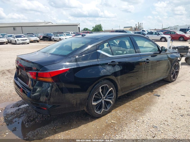 1N4BL4CV5PN349463 Nissan Altima Sr Fwd
