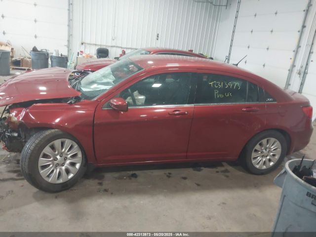 1C3CCBAG3EN158519 Chrysler 200 LX