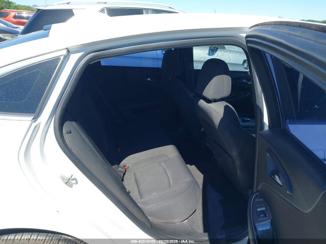 1G1ZE5ST5GF204614 Chevrolet MALIBU 1LT