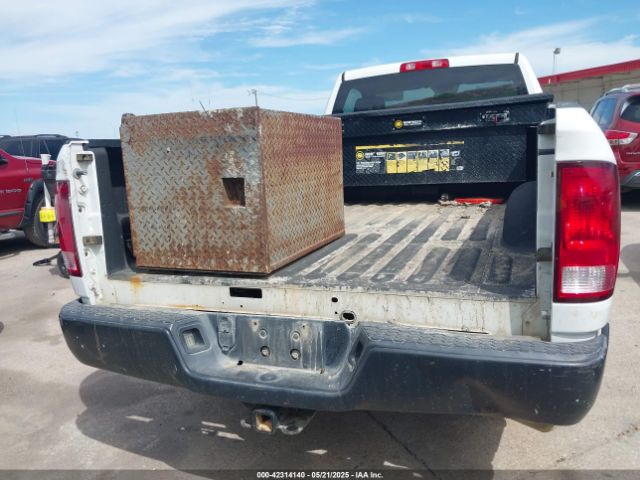 3C6JR6DG5HG774182 RAM 1500 Tradesman  4x2 8' Box