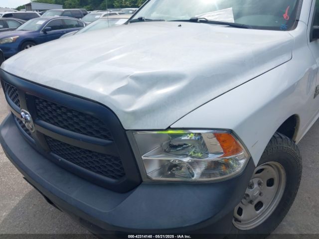 3C6JR6DG5HG774182 RAM 1500 Tradesman  4x2 8' Box