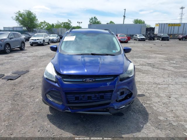 1FMCU9GX0GUA76647 Ford ESCAPE SE
