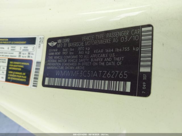 2010 MINI COOPER WMWMF3C51ATZ62765 Photo 8