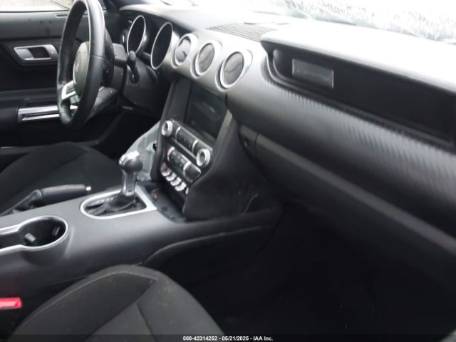 2022 FORD MUSTANG 1FA6P8TH2N5113664 Photo 4
