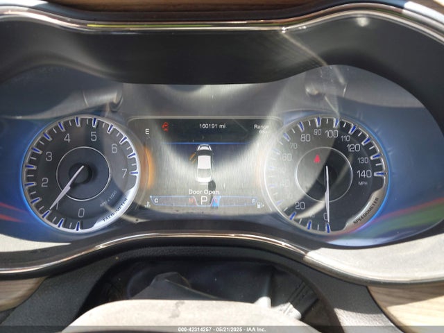 Chrysler 200 2015 1C3CCCCG7FN565618 Image 7