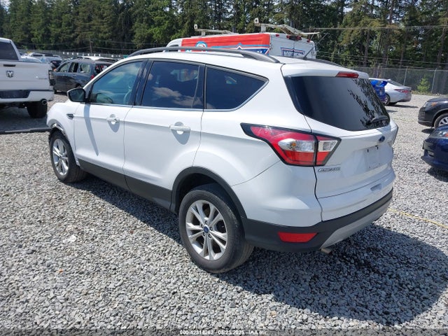 1FMCU9GD6JUB45046 Ford ESCAPE SE