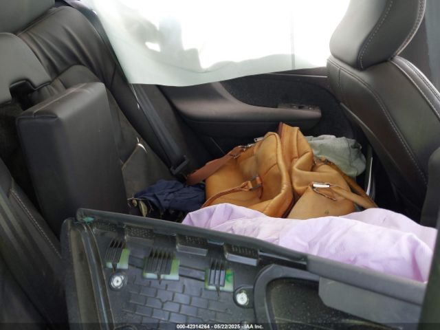 YV4L12UE6S2563585 Volvo Xc40 B5 Plus Bright Theme