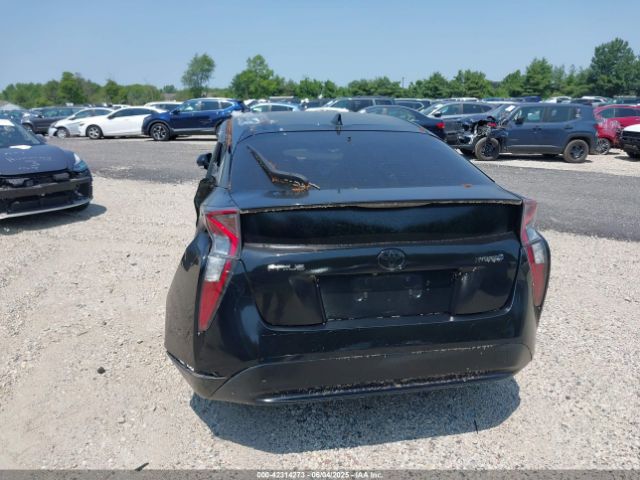 JTDKARFU9H3536248 Toyota Prius Three