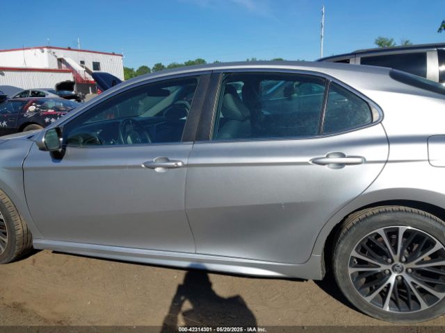 4T1B11HK8JU014347 Toyota CAMRY SE