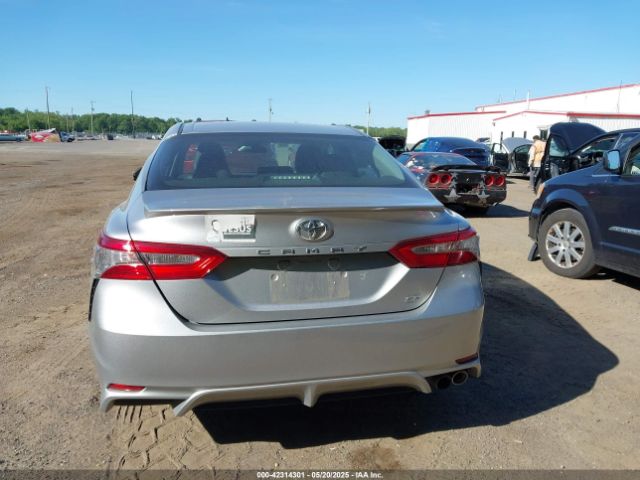 4T1B11HK8JU014347 Toyota CAMRY SE