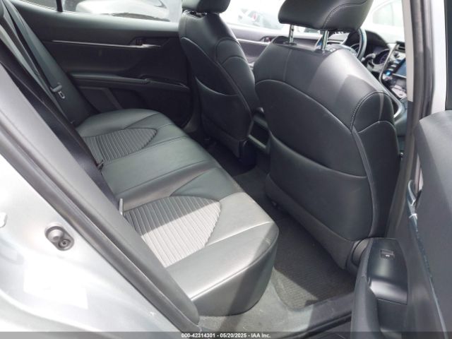 4T1B11HK8JU014347 Toyota CAMRY SE
