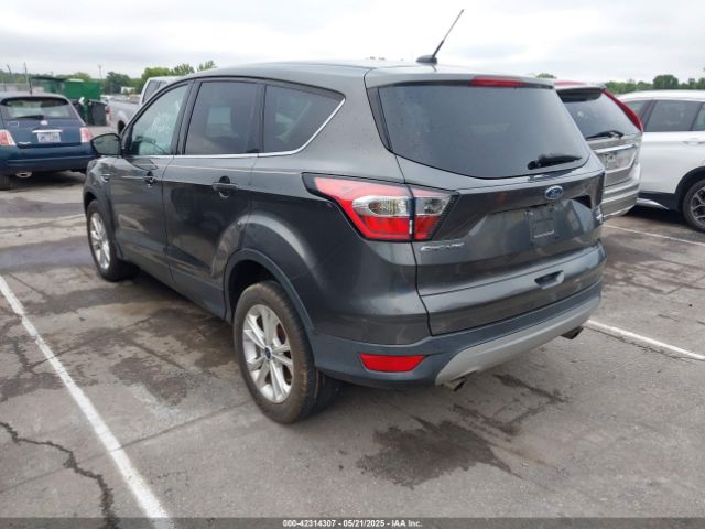 1FMCU0GD1HUB57031 Ford ESCAPE SE
