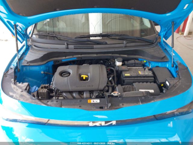KNDJ33AU1R7225272 KIA SOUL EX