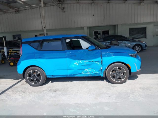 KNDJ33AU1R7225272 KIA SOUL EX