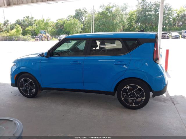 KNDJ33AU1R7225272 KIA SOUL EX