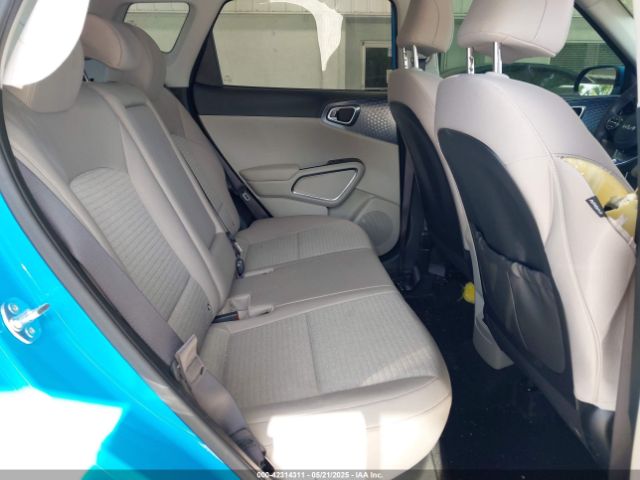 KNDJ33AU1R7225272 KIA SOUL EX