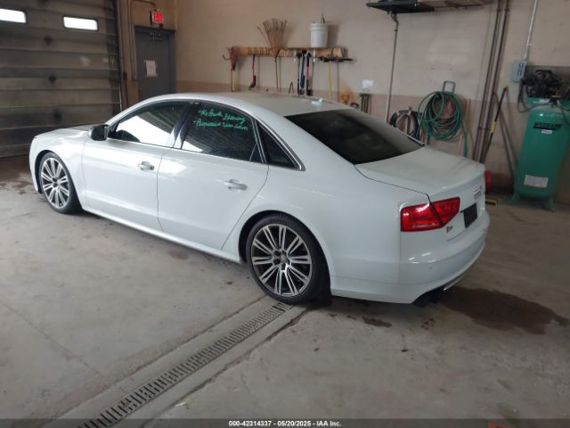 2013 AUDI S8 WAUD2AFD7DN008887 Photo 2