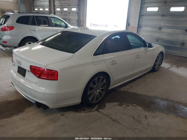2013 AUDI S8 WAUD2AFD7DN008887 Photo 3