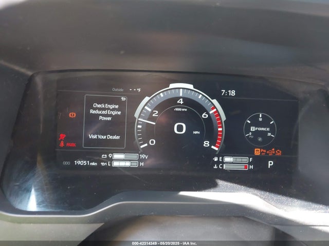 5TFNA5DB3PX084778 Toyota Tundra Crewmax Platinum/crewmax 1794