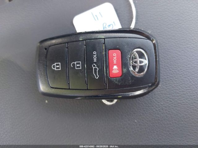 2024 TOYOTA COROLLA CROSS HYBRID 7MUFBABG2RV024594 Photo 10
