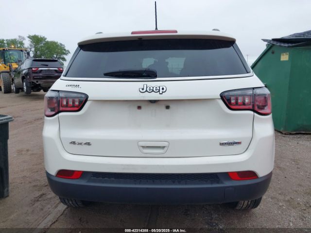 3C4NJDBB8HT628279 Jeep New Compass Latitude 4x4