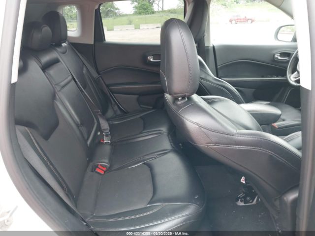 3C4NJDBB8HT628279 Jeep New Compass Latitude 4x4