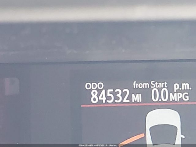 JTDKDTB35F1581312 Toyota Prius C One