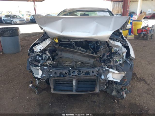 1FADP3F28EL300307 Ford FOCUS SE