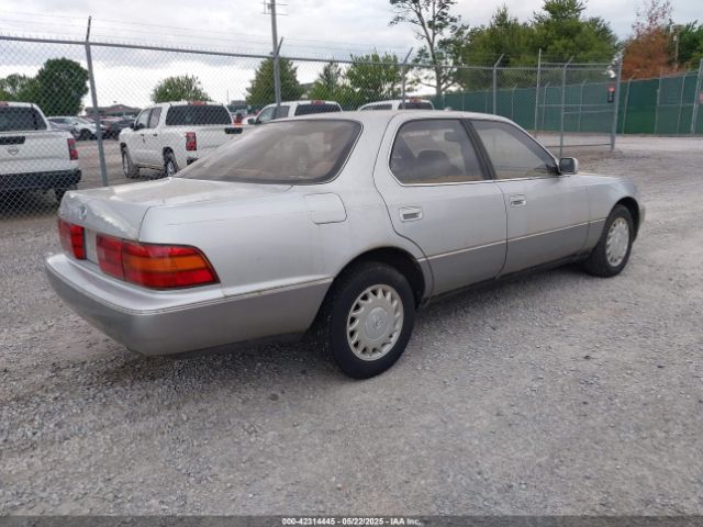 1990 LEXUS LS JT8UF11E2L0024836 Photo 3
