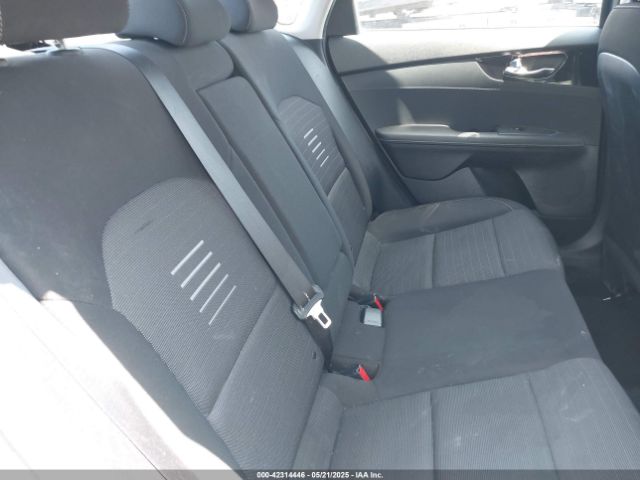 3KPF34ADXKE068777 KIA FORTE S