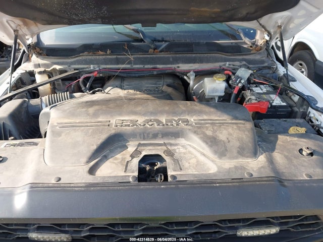 3C7WR4HJ9MG620192 RAM 2500 Tradesman  4x2 8' Box