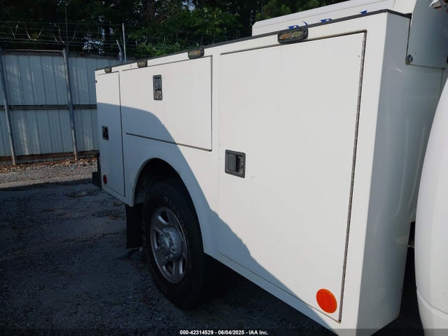 3C7WR4HJ9MG620192 RAM 2500 Tradesman  4x2 8' Box