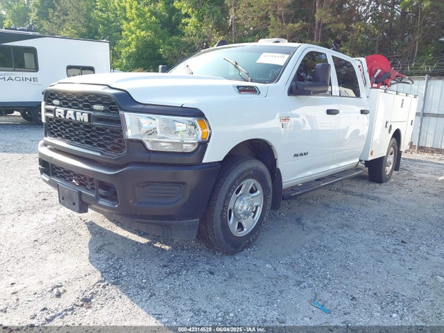 3C7WR4HJ9MG620192 RAM 2500 Tradesman  4x2 8' Box