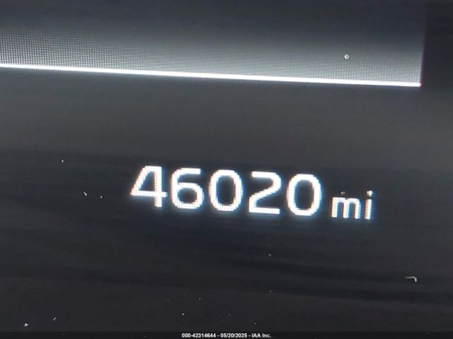 KNDCR3LE0R5144708 KIA NIRO EX