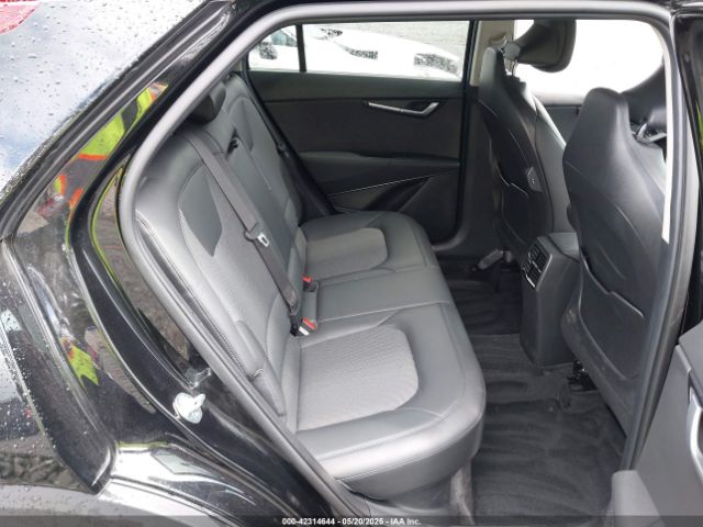 KNDCR3LE0R5144708 KIA NIRO EX