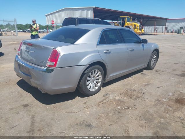 2014 CHRYSLER 300 2C3CCAAG4EH379971 Photo 3