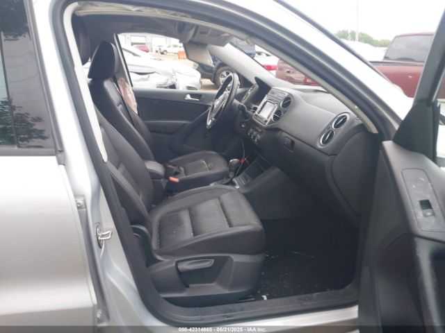 2015 VOLKSWAGEN TIGUAN WVGBV7AX9FW595477 Photo 4